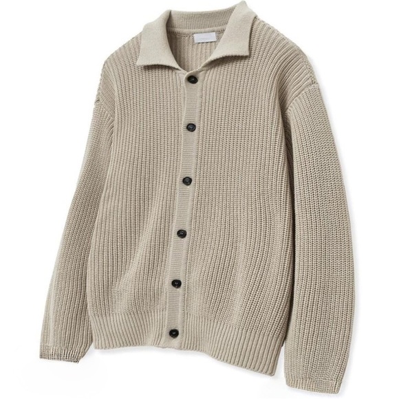 ZARA • Beige Knit Button Up Collared Cardigan Sweater - Picture 1 of 5